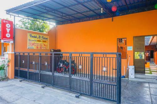 Hotel Oyo 1594 Al Firdausi Residence