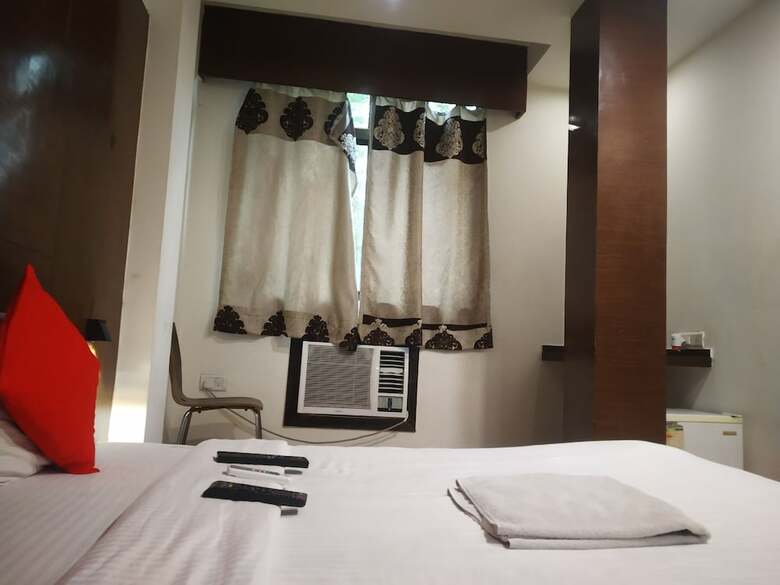 Hotel Adb Rooms Glance Inn Laxmi Nagar