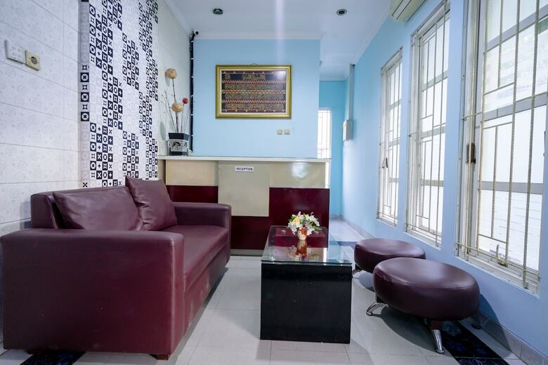 Hotel Oyo 1829 Zaira House