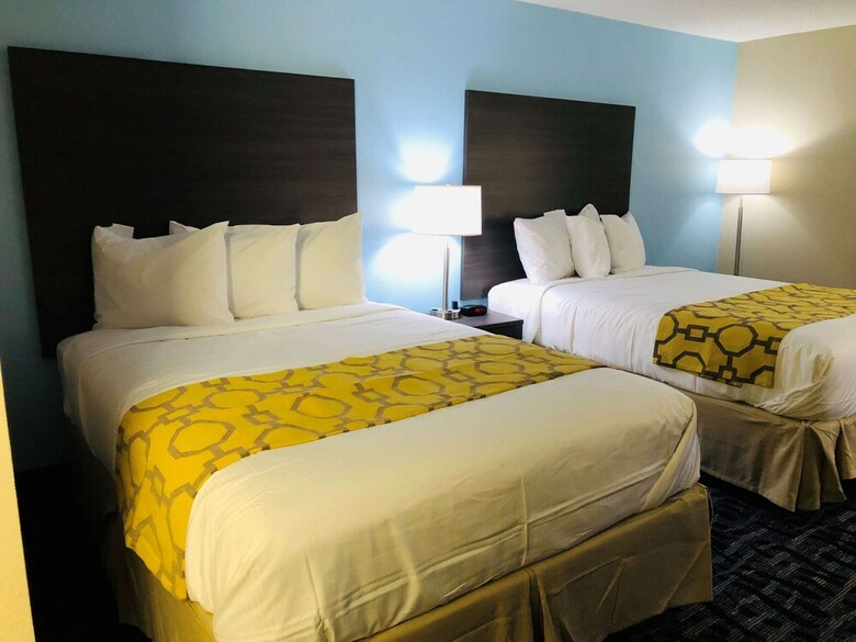 Hotel Baymont By Wyndham Joliet