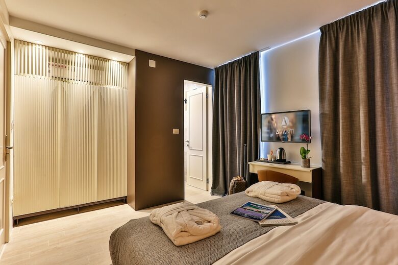 Avanti Hotel & Spa