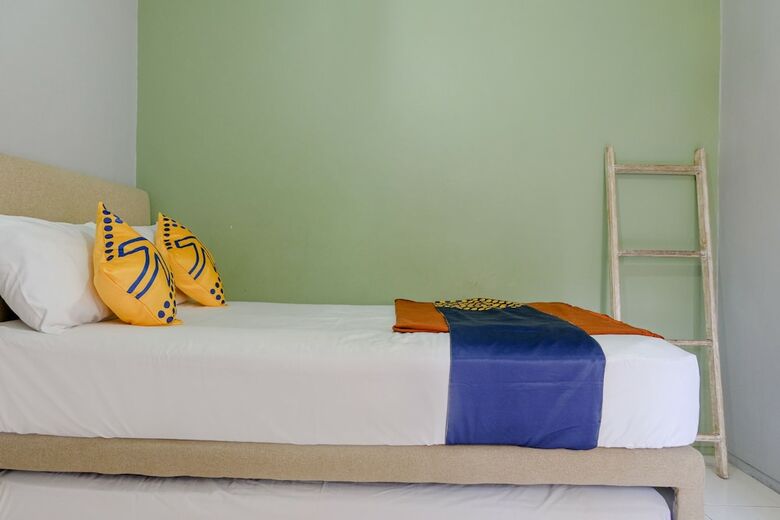 Hostal Spot On 1712 Griya Shanta Residence