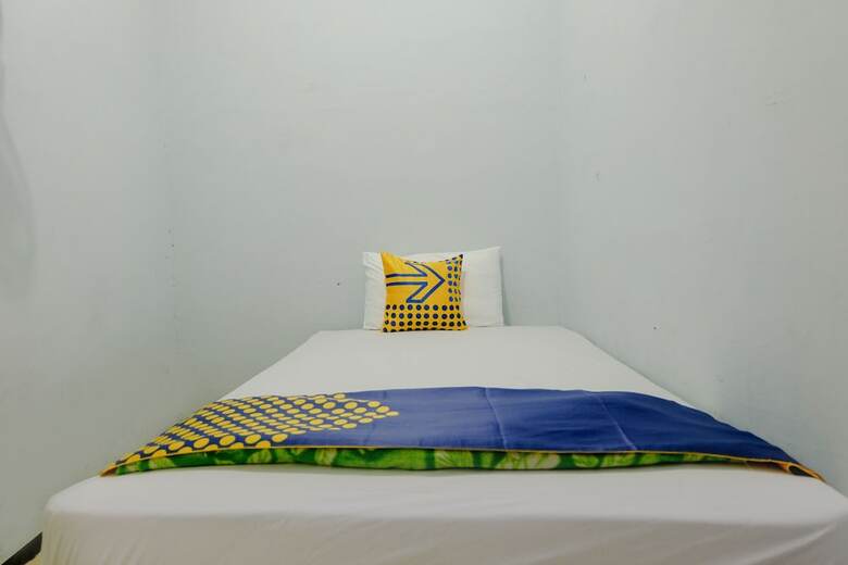 Hostal Spot On 1711 Serayu Sumbersari Residence