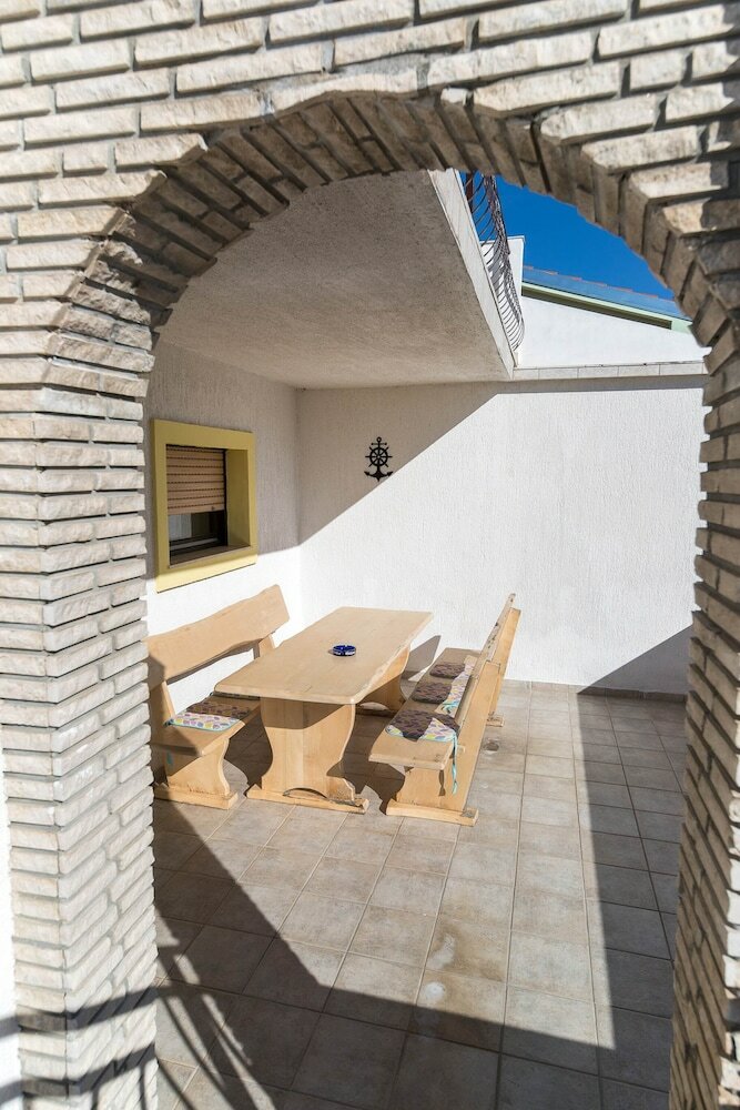 Apartments Sani