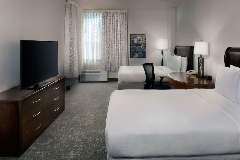 Doubletree Hotel Memphis Downtown
