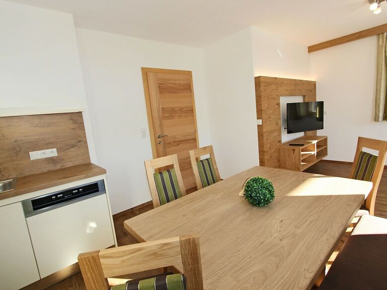 Modern Apartment Near Ski Area In Gerlosberg