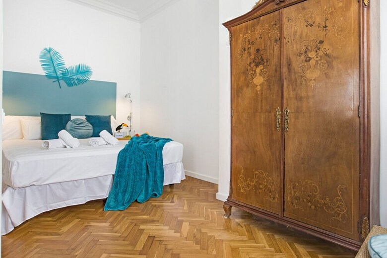 Apartamentos Stay U-nique Roger de Lluria