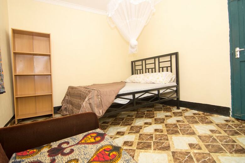 Hostal First Point Arusha Hostel