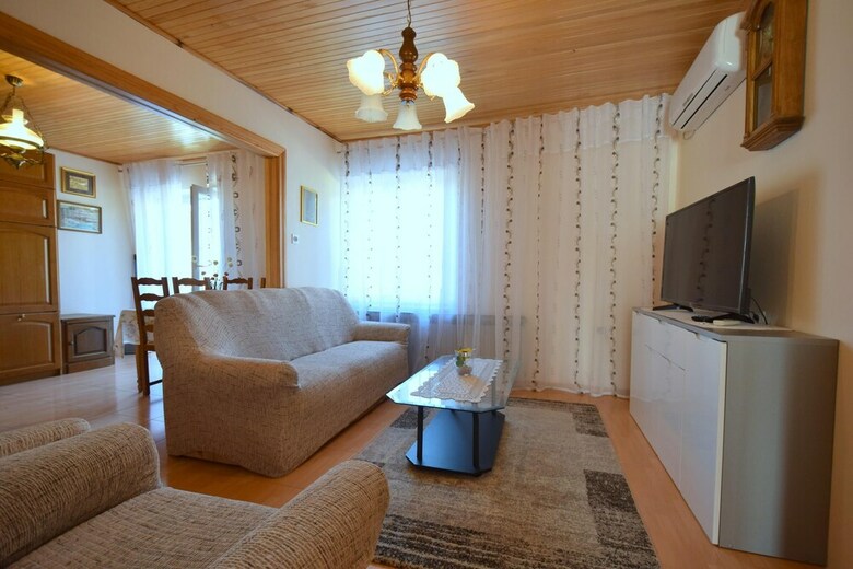 Apartment Mala Sten