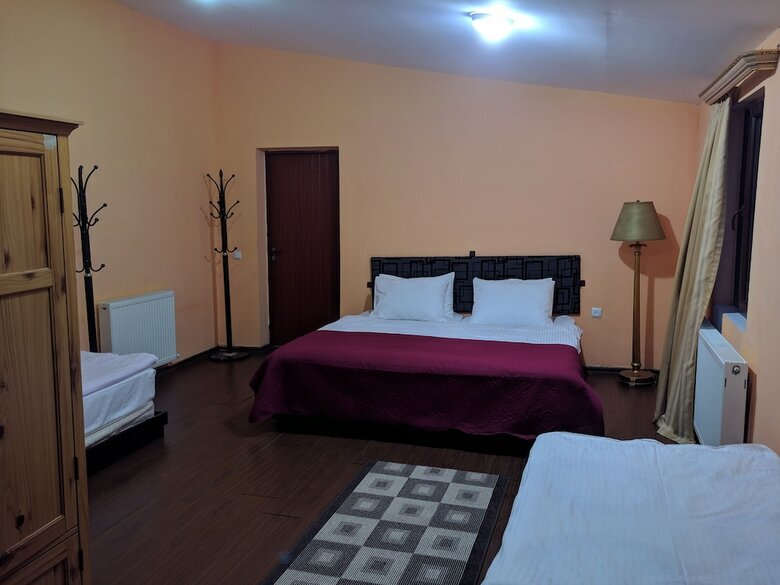 Shino Hotel