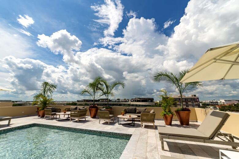 Aparthotel Singular Joy Vacation Rentals