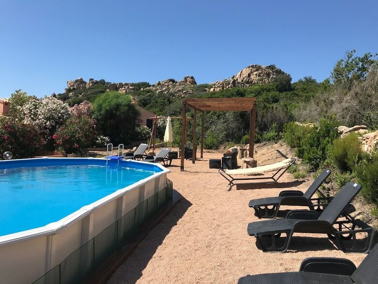Costa Paradiso Residence