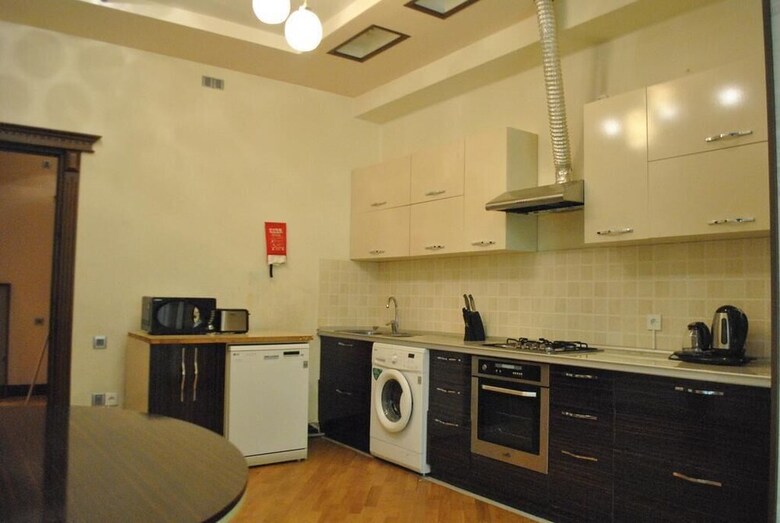 Apartment On Mirza Fatali Akhundov 179