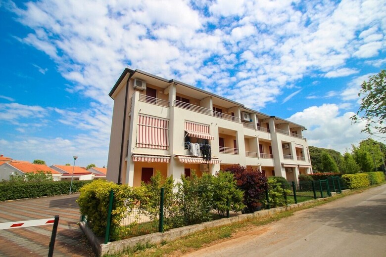 Apartamentos Denis