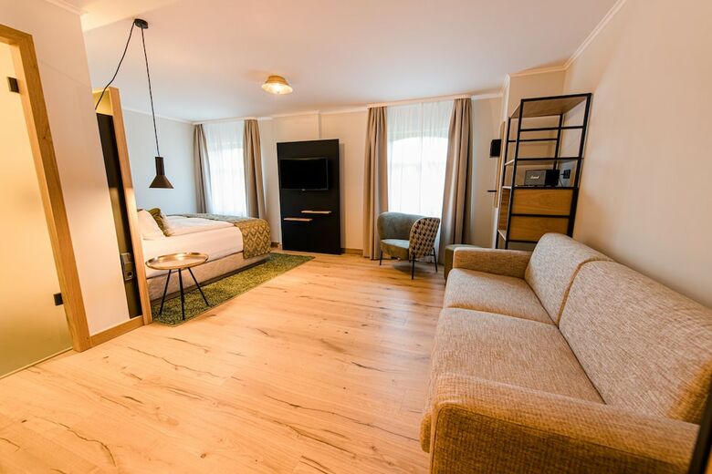 Weinhotel Freylich Zahn
