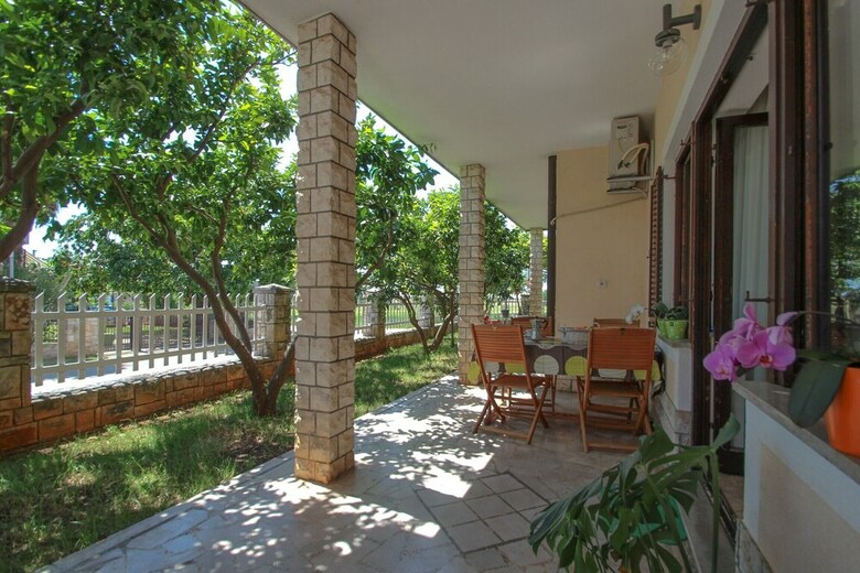 Apartamentos Sanja