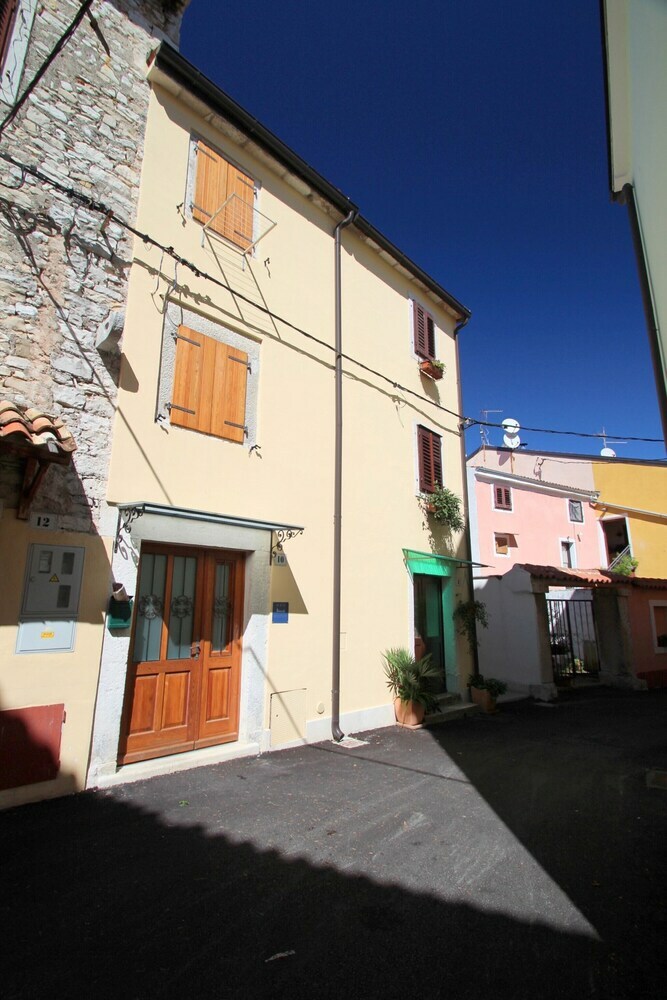 Apartamentos Laura