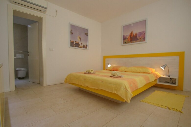 Apartamentos Karmen