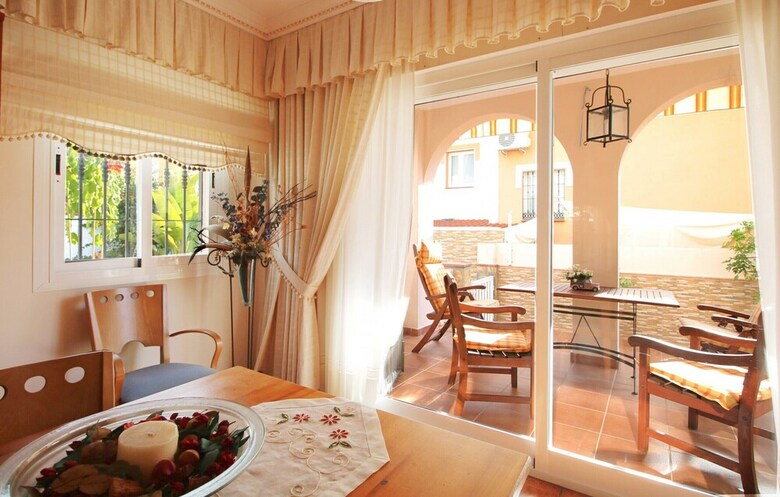 1072 Villa Palomas
