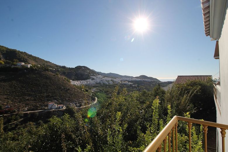 1084 Villa Manolo