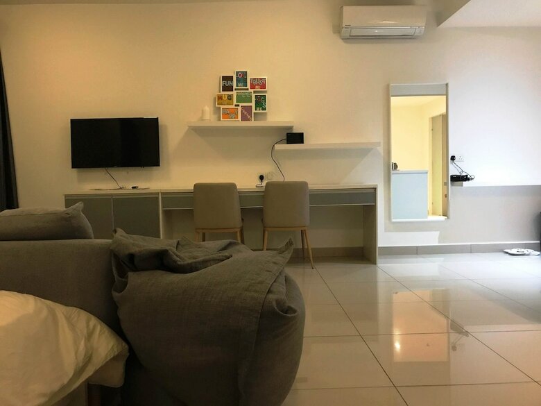 Apartamentos E Studio-trefoil Setiacity Setiaalam