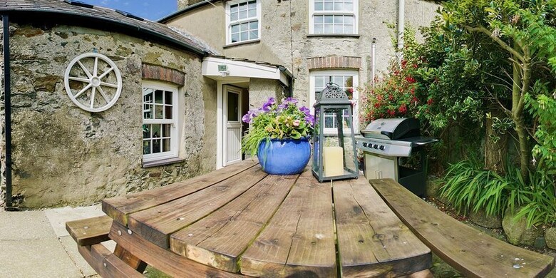 Menai Cottage