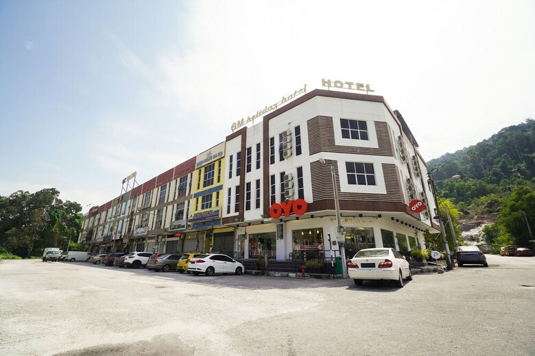 Oyo 89683 Gm Holiday Hotel Permai Jaya