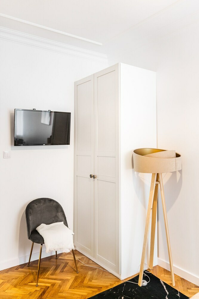Noble Apartment By Loft Affair