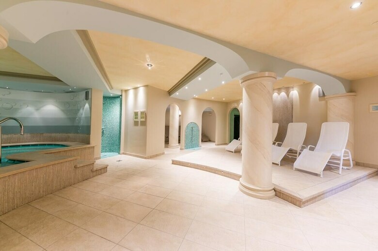 Relax Hotel La Gardenia & Villa Oleandra