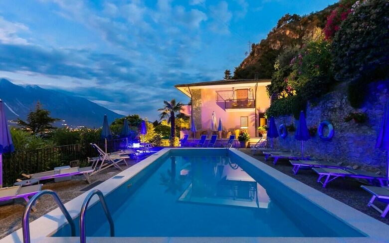 Relax Hotel La Gardenia & Villa Oleandra