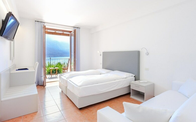 Relax Hotel La Gardenia & Villa Oleandra
