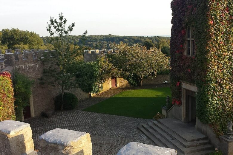 Residencia Walton Castle