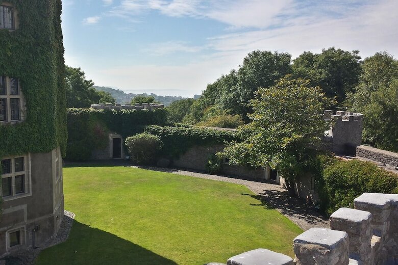 Residencia Walton Castle