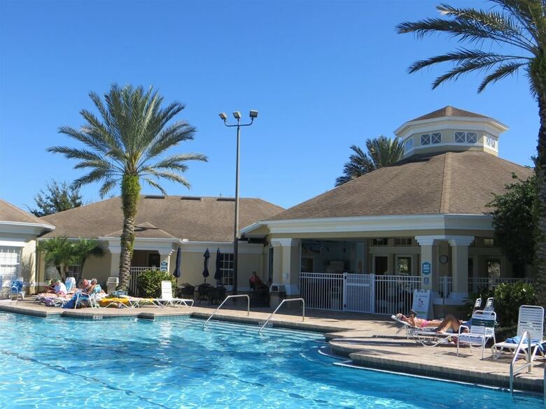 Peaceful 5 Bedroom Pool Home In Windsor Palms Resort
