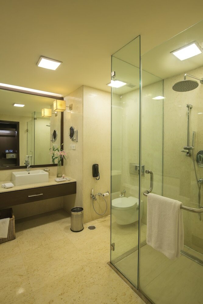 Multitude Hotel