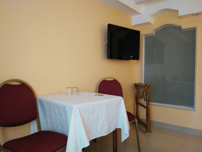 Hotel Ayb Internacional