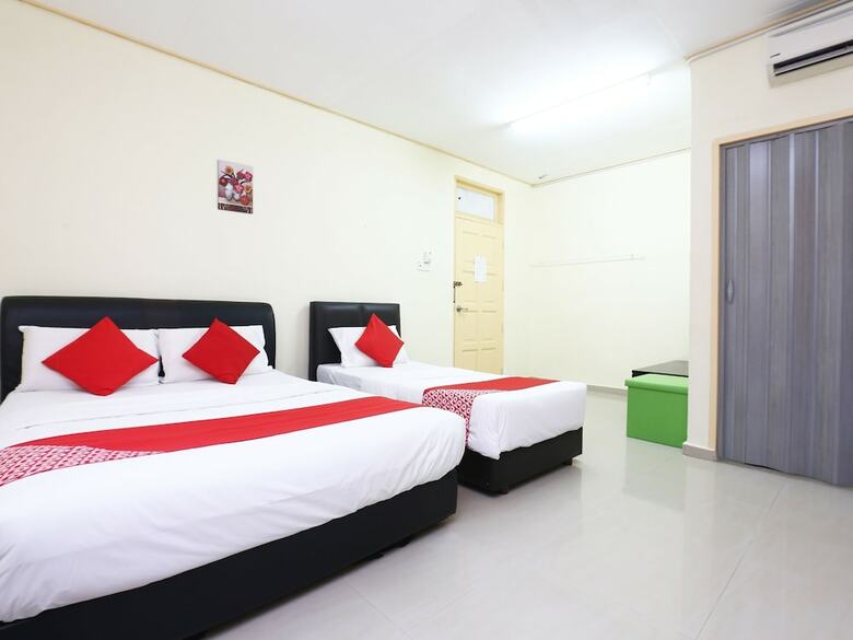 Oyo 89640 Hotel Pelangi Marang