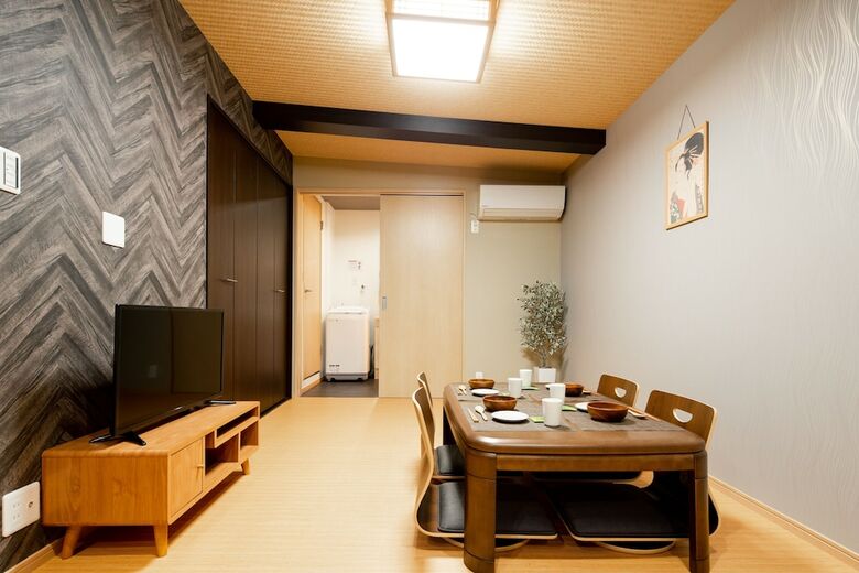 Sakuragawa No House Osaka Castle Villa