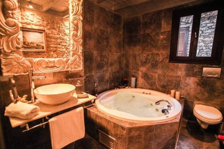 Apartamentos Antique Luxury Suite 75sq.m.