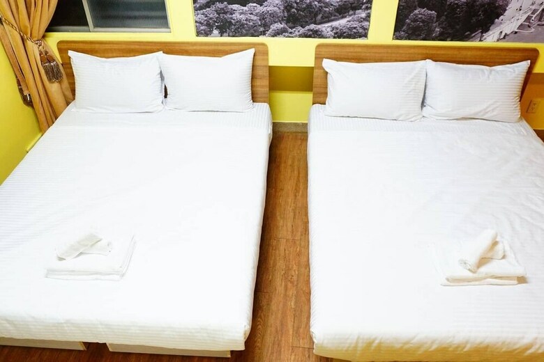 Hotel Qingju Hostel