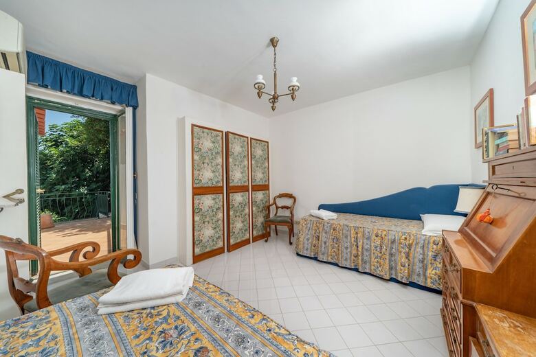 Hotel Charming Villa Capri