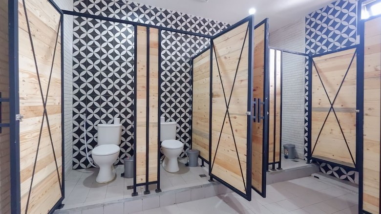 Hostal Fello Bnb Hostel Kuta - Adults Only