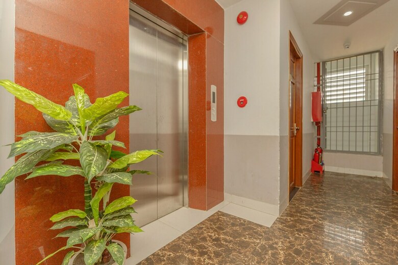 Oyo 621 Hoang Truong Hotel