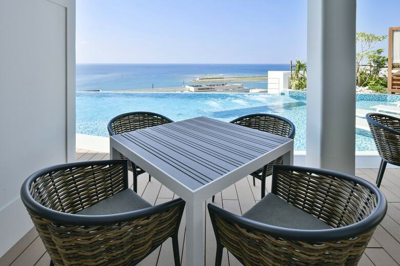 Hotel Lequ Okinawa Chatan Spa & Resort