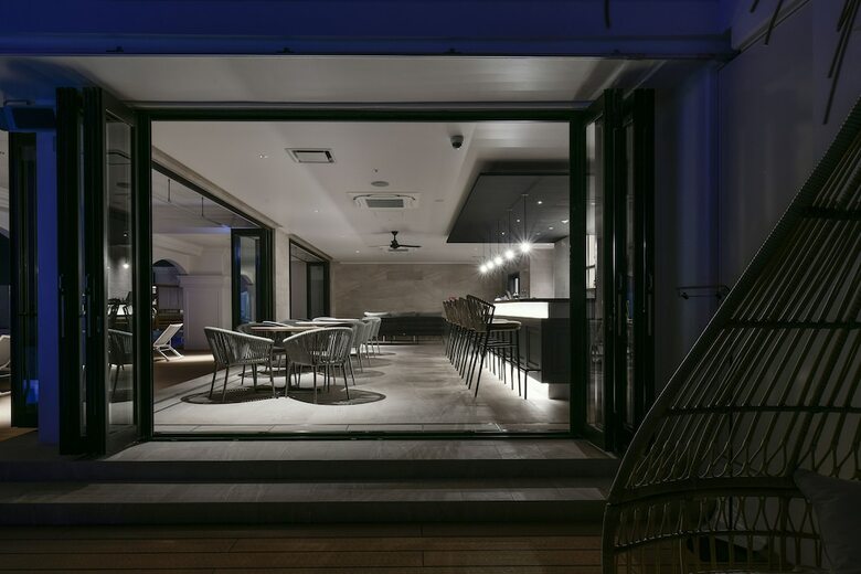 Hotel Lequ Okinawa Chatan Spa & Resort