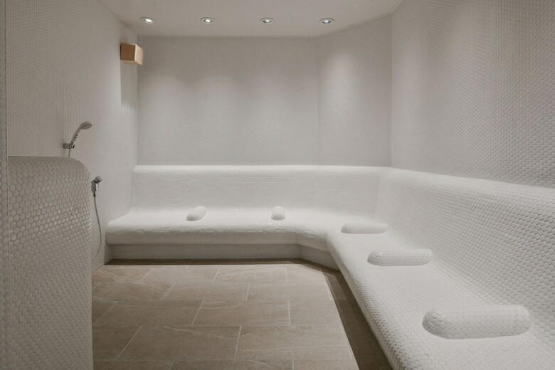 Hotel Lequ Okinawa Chatan Spa & Resort