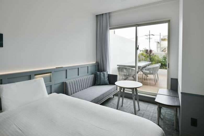 Hotel Lequ Okinawa Chatan Spa & Resort