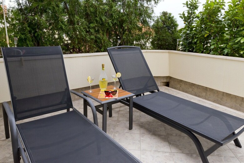 Apartment Michelle - 2 Bedrooms,terrace, Sea View
