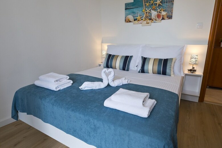 Apartment Michelle - 2 Bedrooms,terrace, Sea View
