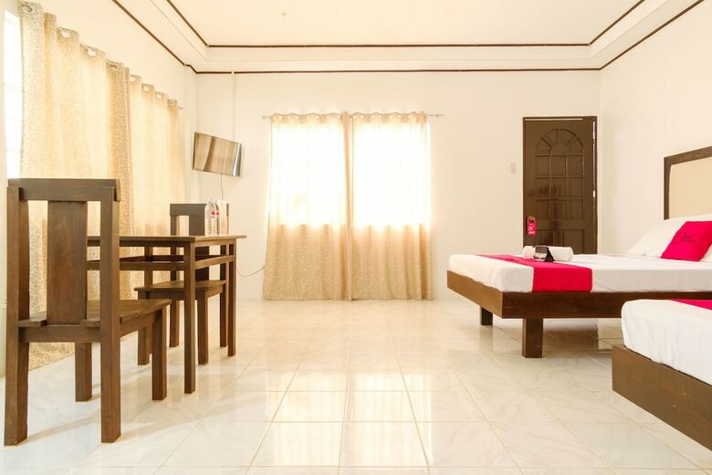 Hotel Reddoorz @ Tinigaw Kalibo